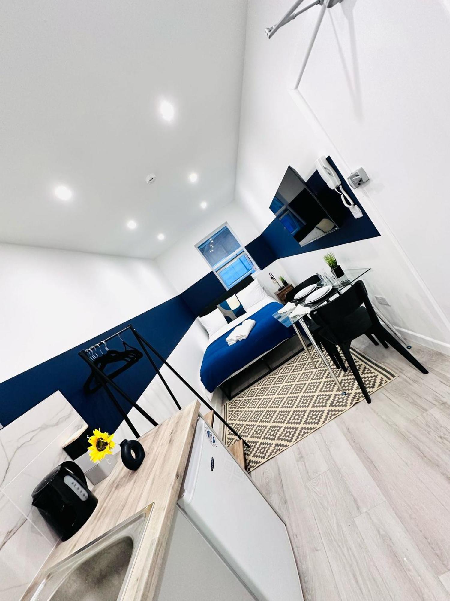 High Standard Central Studios Perfect For Tourists! London Exterior foto